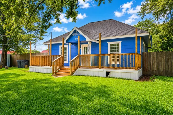 $155,000 | 111 East Southland Avenue, Alvin, TX 77511