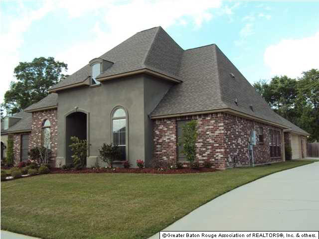 17615 Purple Martin Court Baton Rouge, LA 70816 - Photo 1 of 31 Gallery Image 1