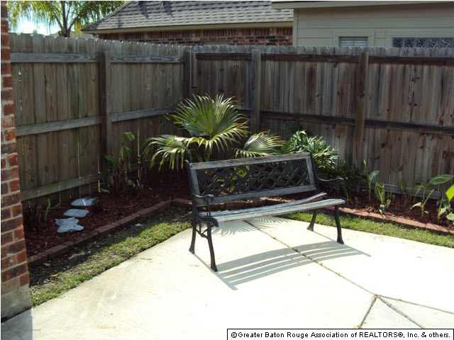 17615 Purple Martin Court Baton Rouge, LA 70816 - Photo 29 of 31 Gallery Image 29