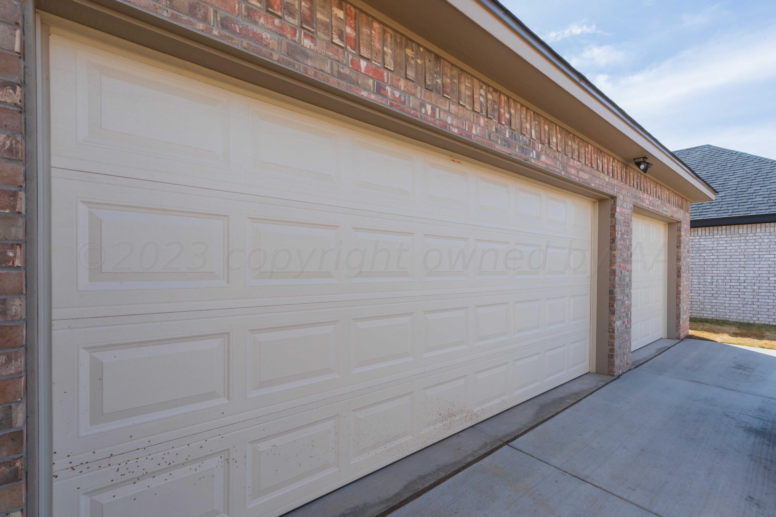6104 Bay Ridge Amarillo, TX 79119 - Photo 25 of 48 GARAGE