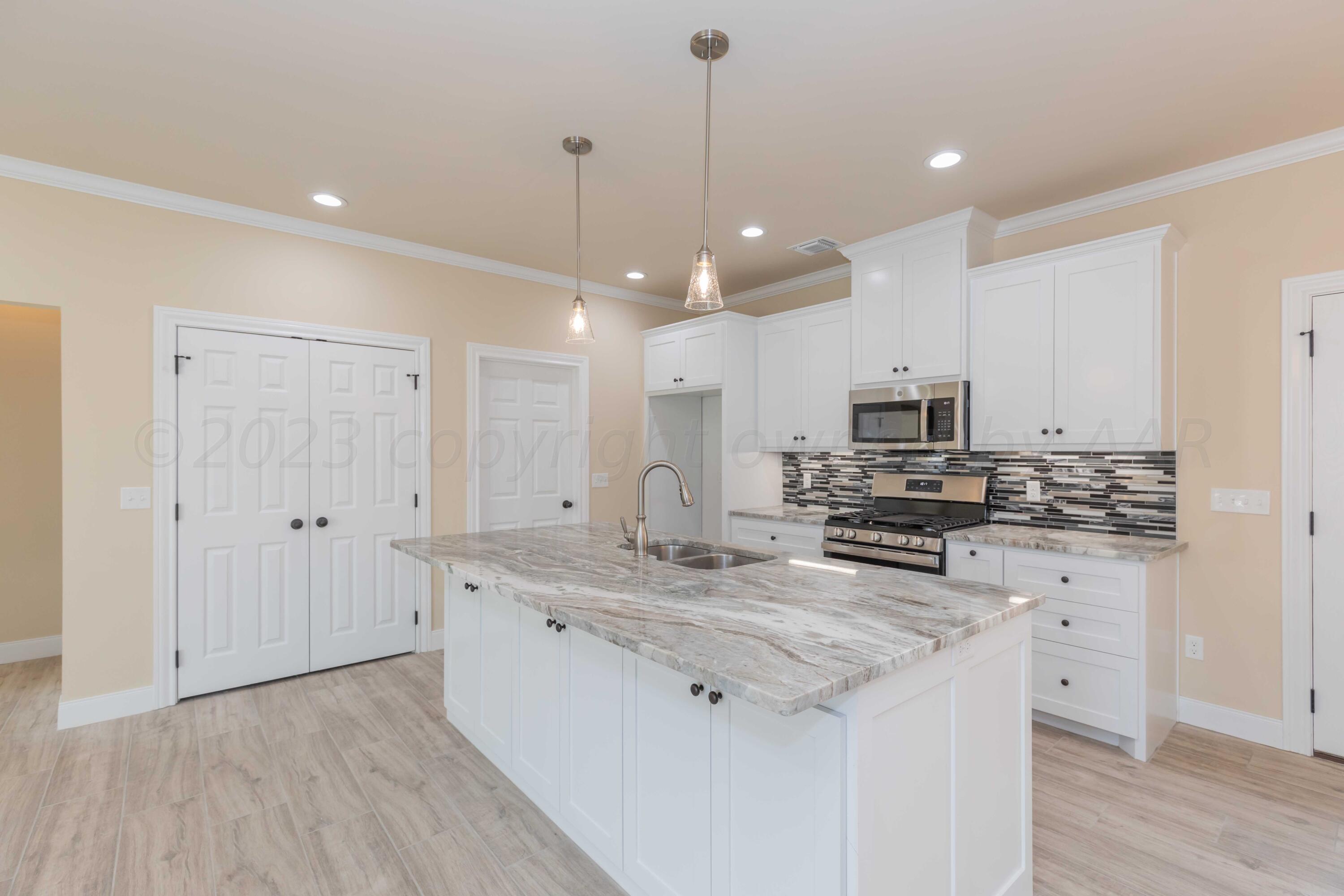 6104 Bay Ridge Amarillo, TX 79119 - Photo 27 of 48 KITCHEN VIEW 2