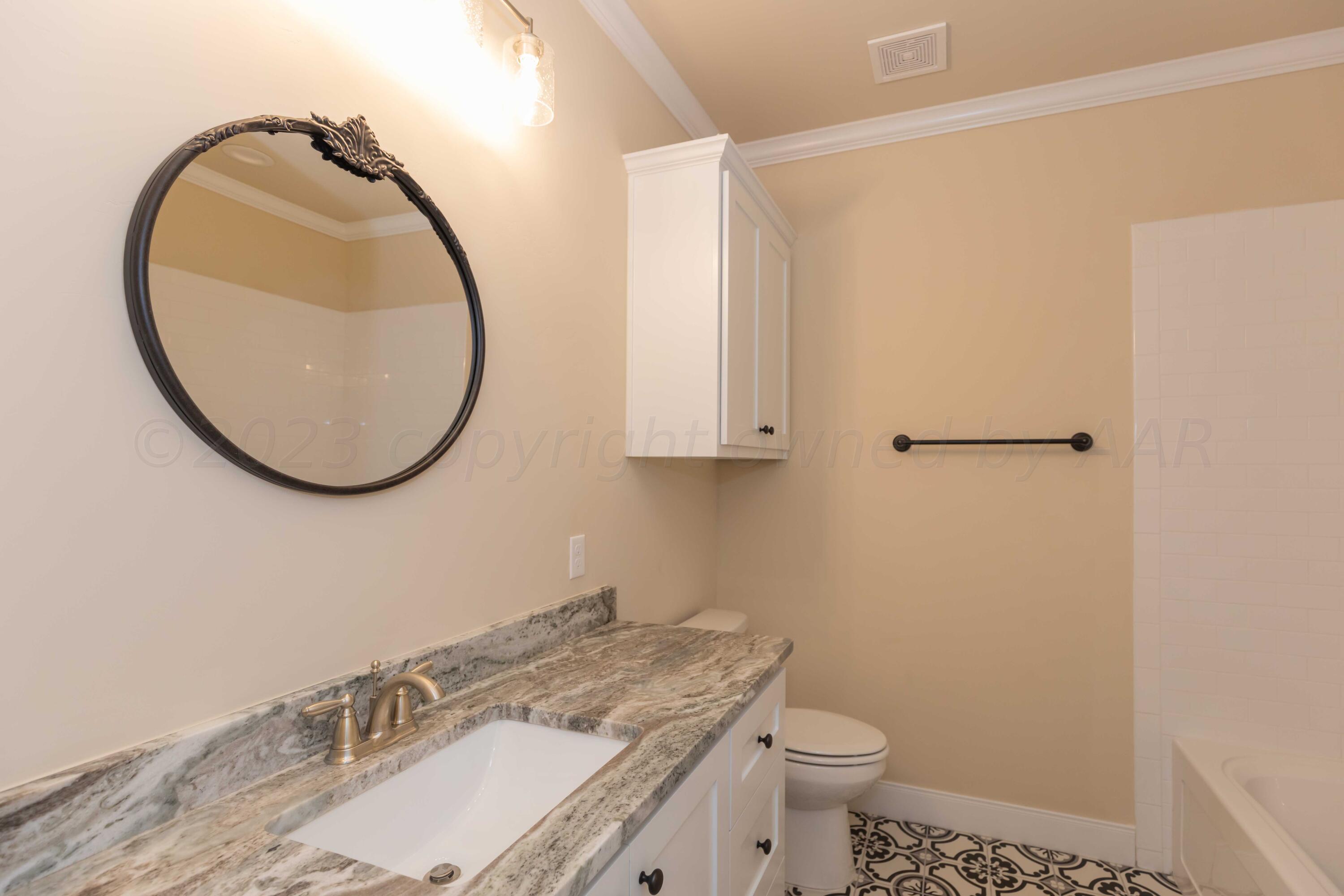 BATHROOM 2 VIEW 1
