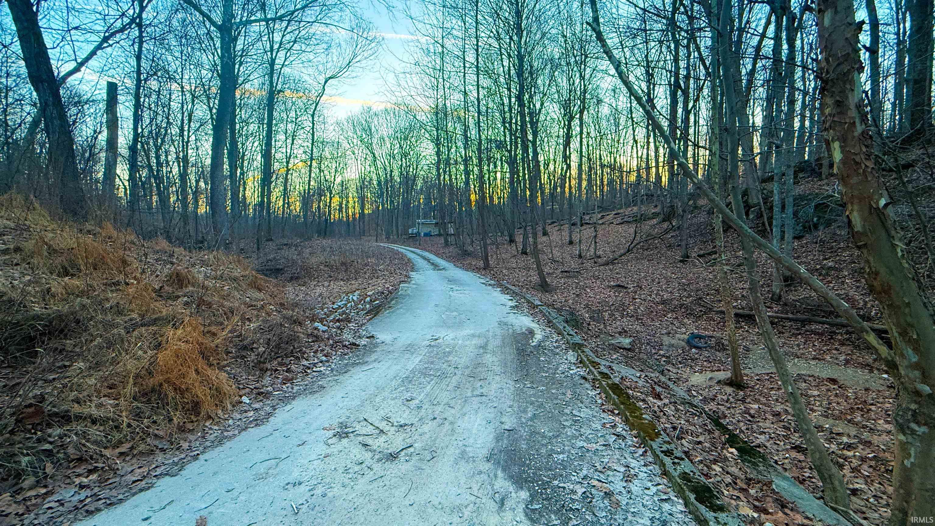 7330 Old Cuba Road Spencer, IN 47460 - Photo 5 of 25