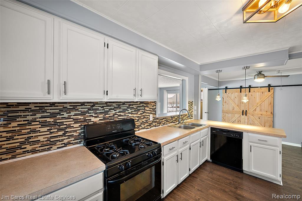 11216 Unity Drive Warren, MI 48089 - Photo 14 of 36