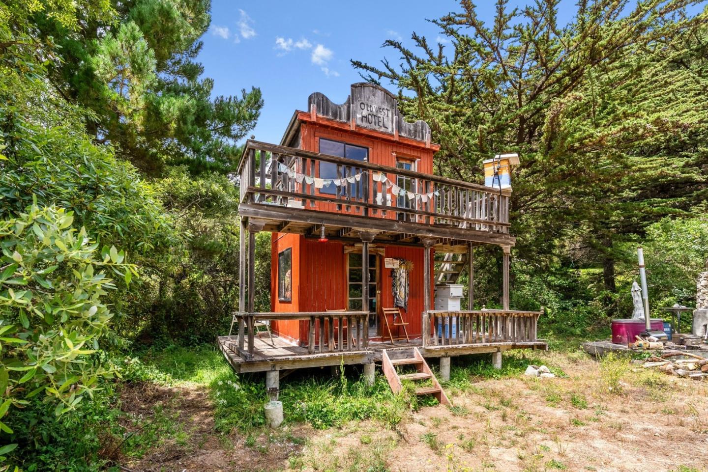 39350 Coast Road Big Sur, CA 93923 - Photo 7 of 44