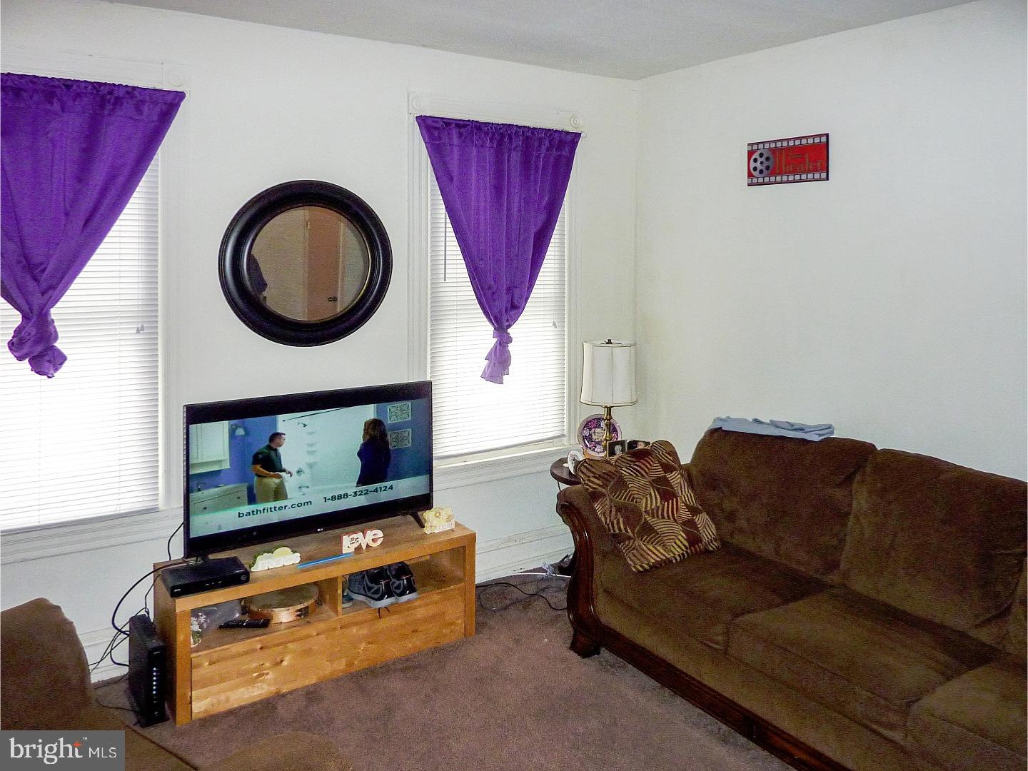 219 Ryers Avenue Cheltenham, PA 19012 - Photo 3 of 9