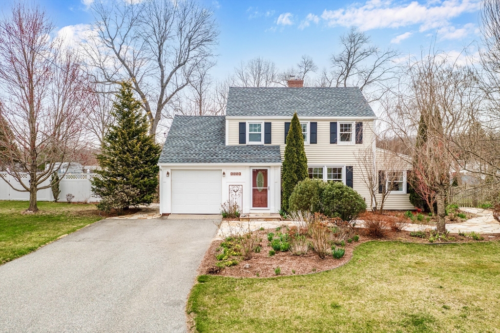 55 Chesterfield Avenue Springfield, MA 01118 - Photo 1 of 42 Gallery Image 1