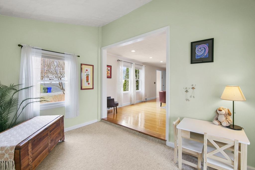 55 Chesterfield Avenue Springfield, MA 01118 - Photo 14 of 42 Gallery Image 14