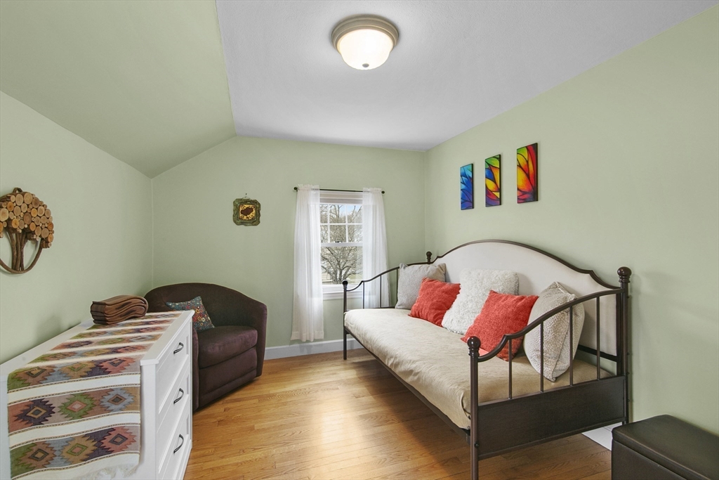 55 Chesterfield Avenue Springfield, MA 01118 - Photo 26 of 42 Gallery Image 26