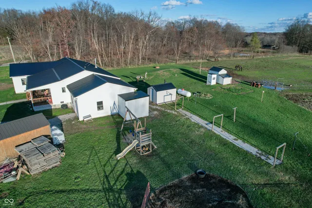 $283,900 | 6255 East County Road 850 North, North Vernon, IN 47265