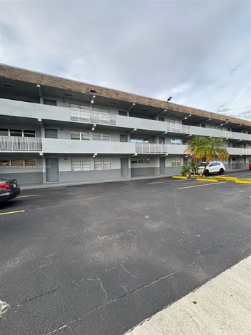 $255,000 | 11195 Southwest 1st Street, Unit 314, Sweetwater, FL 33174