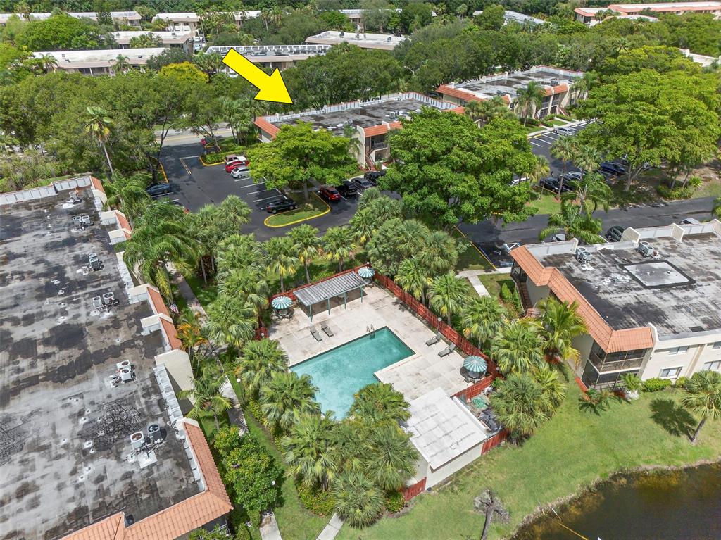 412 Lakeview Drive, Unit 202 Weston, FL 33326 - Photo 4 of 34 an aerial view of residential houses with outdoor space