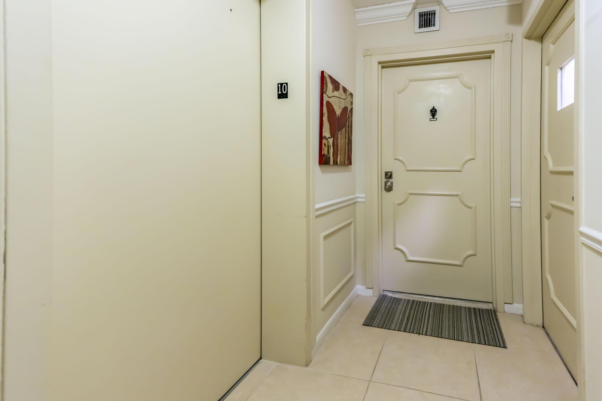 4301 North Ocean Boulevard, Unit 1002 Boca Raton, FL 33431 - Photo 2 of 71 033