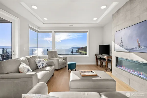 $1,295,000 | 4907 Main Street, Unit 415, Tacoma, WA 98407