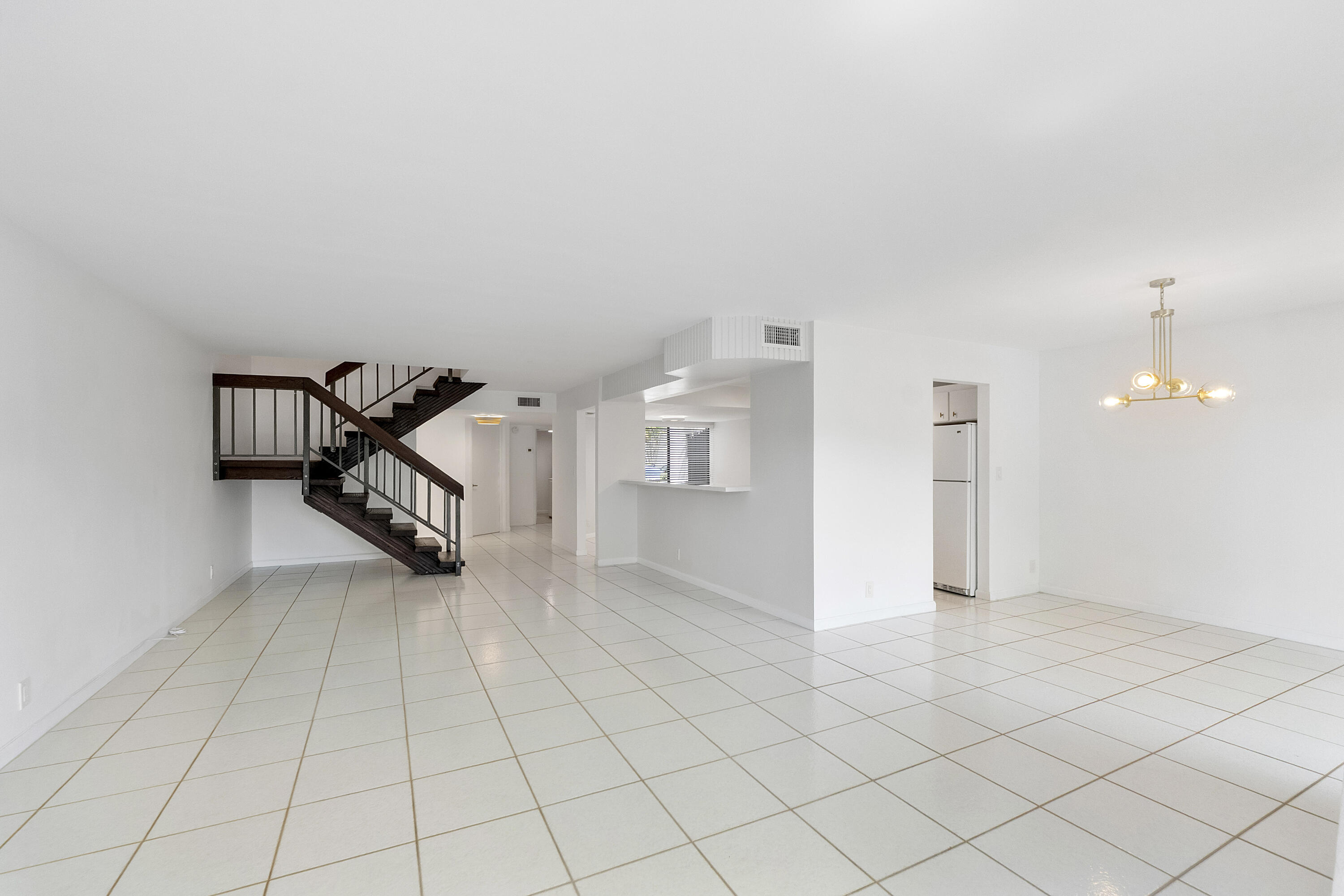 9717 North New River Canal Road, Unit 409 Plantation, FL 33324 - Photo 11 of 50 9717 N New River Canal Rd_042