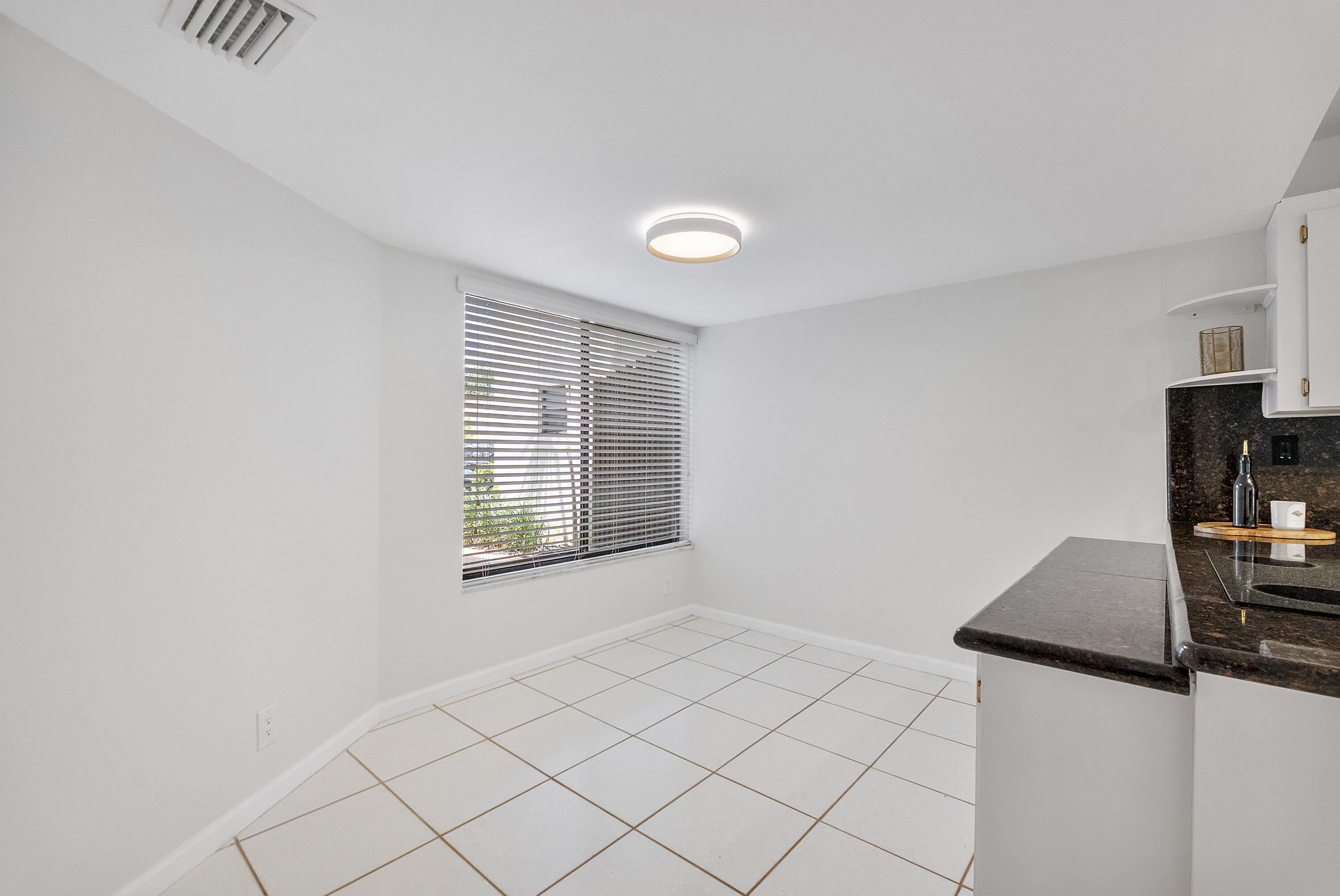 9717 North New River Canal Road, Unit 409 Plantation, FL 33324 - Photo 12 of 50 9717 N New River Canal Rd_035