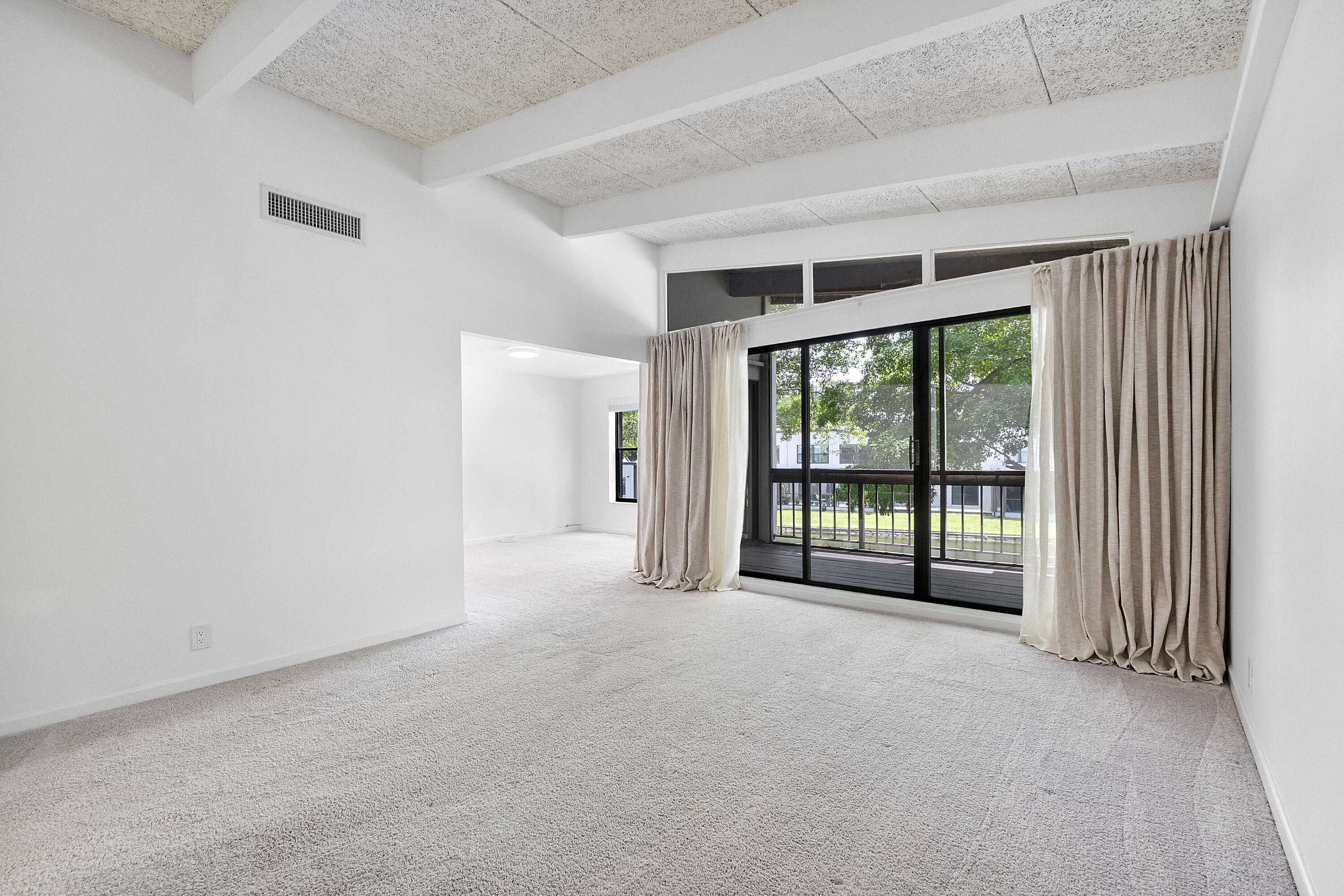 9717 North New River Canal Road, Unit 409 Plantation, FL 33324 - Photo 20 of 50 9717 N New River Canal Rd_015