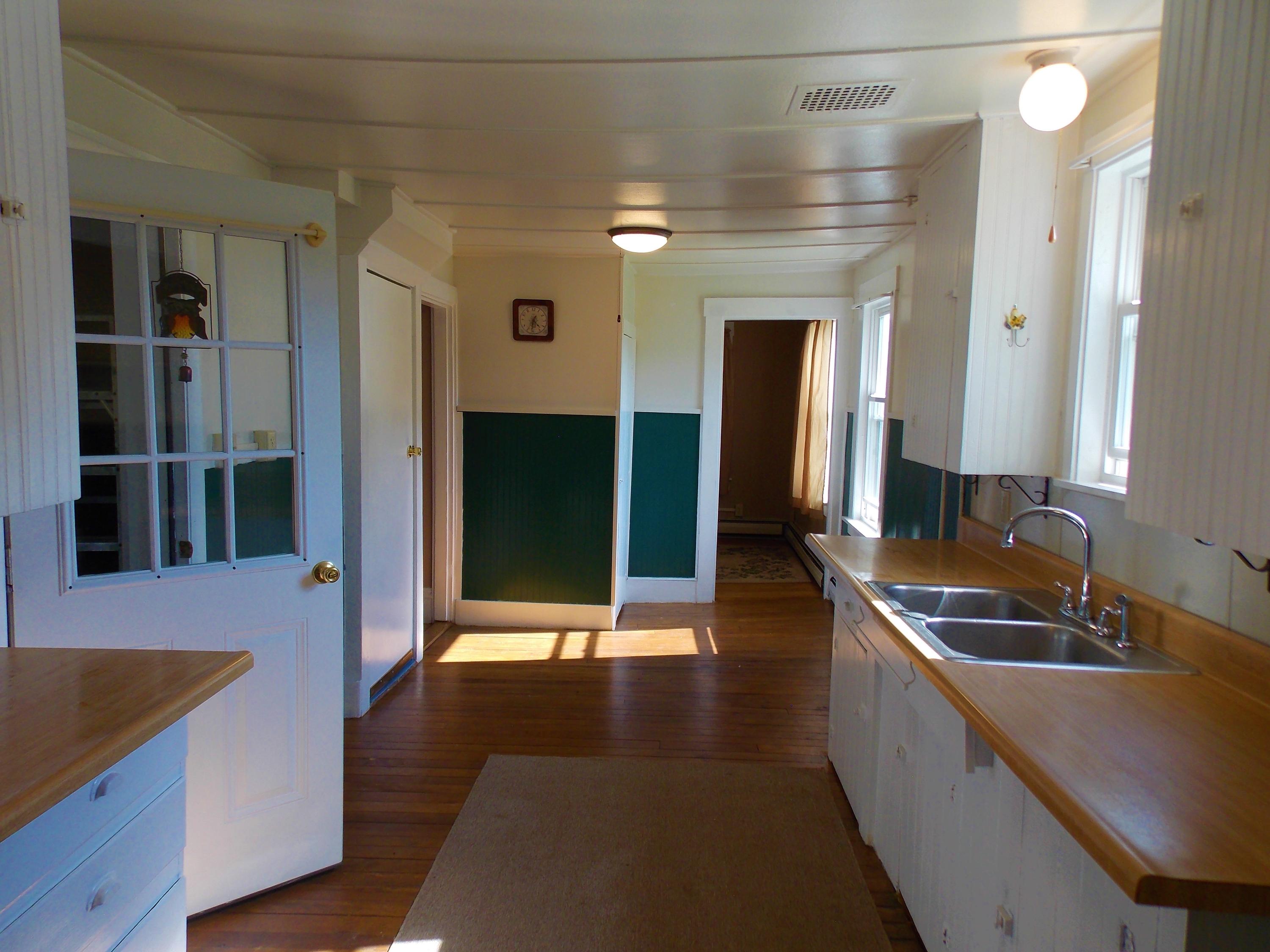 65 Spring Street Dexter, ME 04930 - Photo 9 of 36 DSCN2205