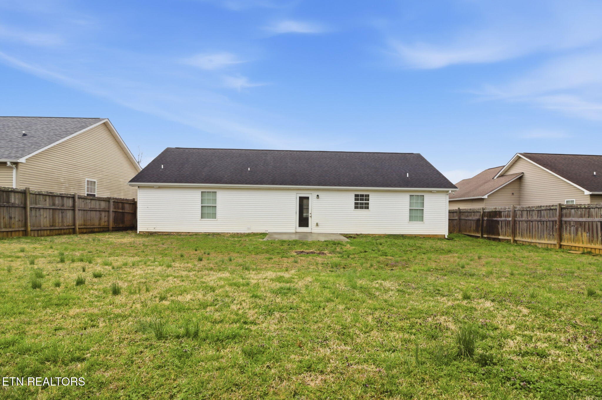 7812 Edwards Pl Boulevard Corryton, TN 37721 - Photo 7 of 33 22-web-or-mls-DZ3A8216