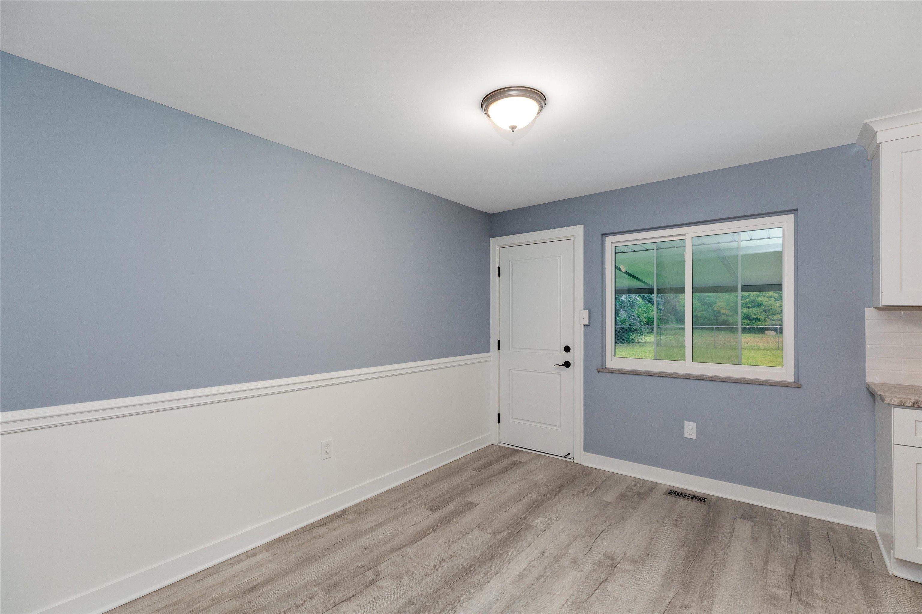 3024 Covert Road Flint, MI 48506 - Photo 13 of 23 50124288-12.JPG
