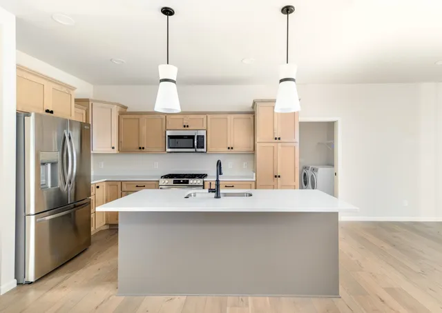 $514,900 | 1133 Hickory Hills, Sun Prairie, WI 53590