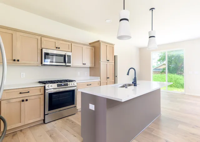 $514,900 | 1133 Hickory Hills, Sun Prairie, WI 53590