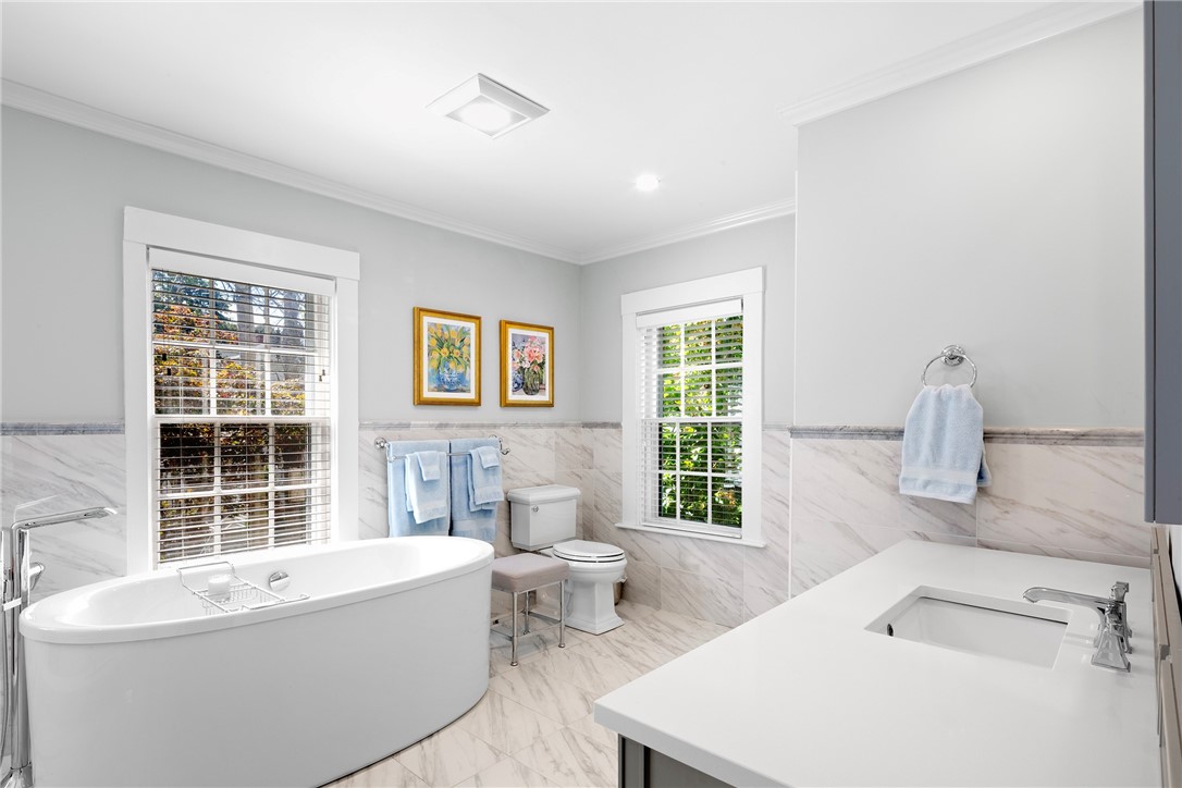 5 Pell Street Newport, RI 02840 - Photo 27 of 44