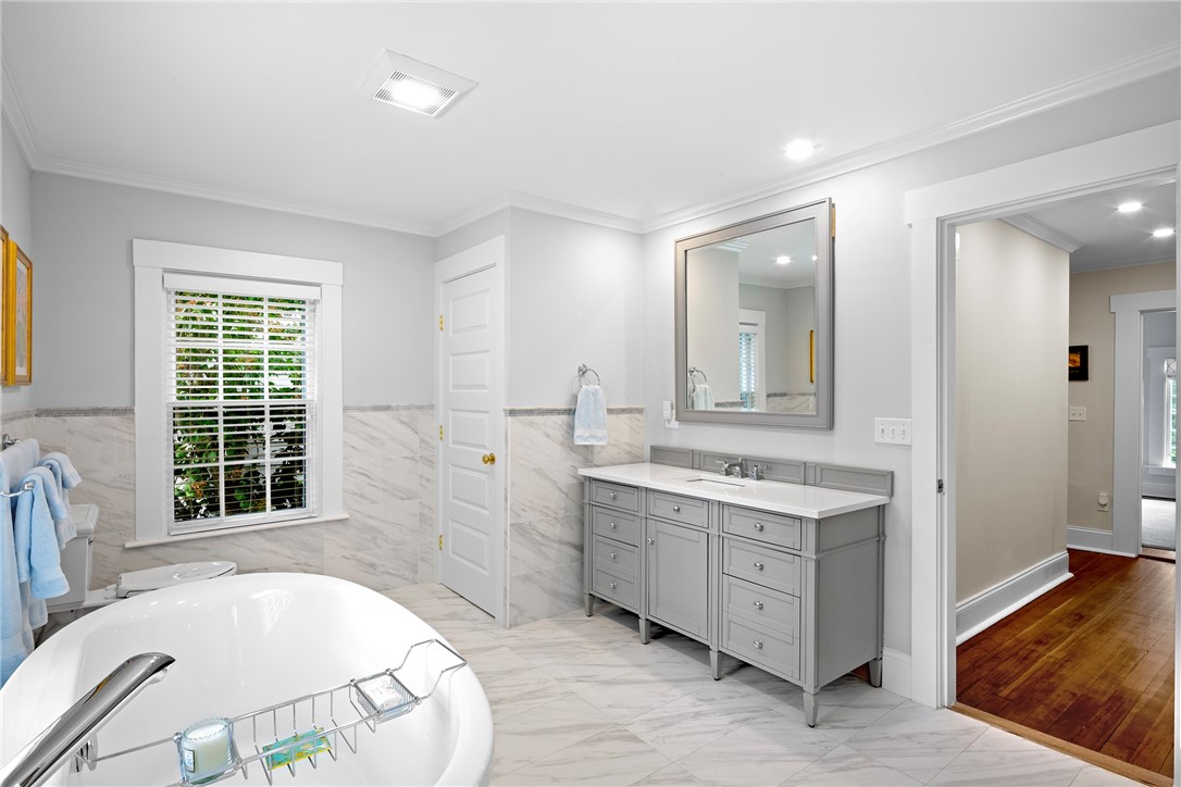 5 Pell Street Newport, RI 02840 - Photo 29 of 44