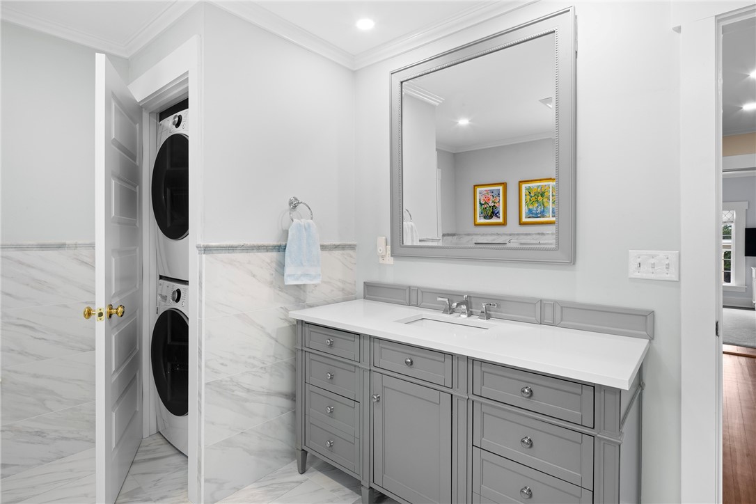 5 Pell Street Newport, RI 02840 - Photo 30 of 44