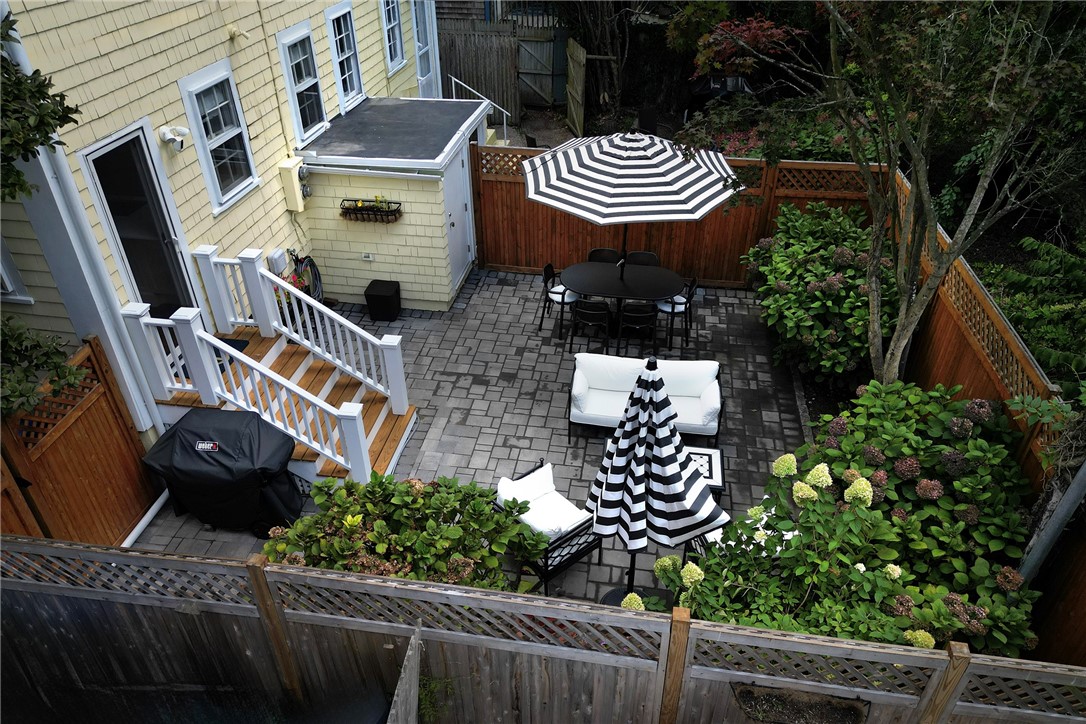 5 Pell Street Newport, RI 02840 - Photo 36 of 44