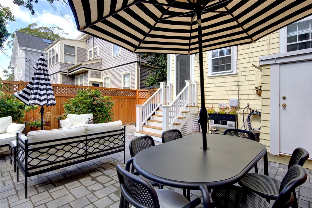 5 Pell Street Newport, RI 02840 - Photo 42 of 44
