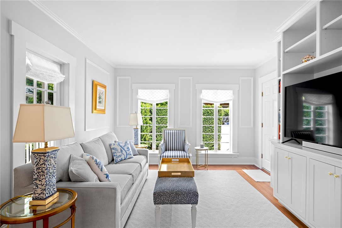 5 Pell Street Newport, RI 02840 - Photo 6 of 44