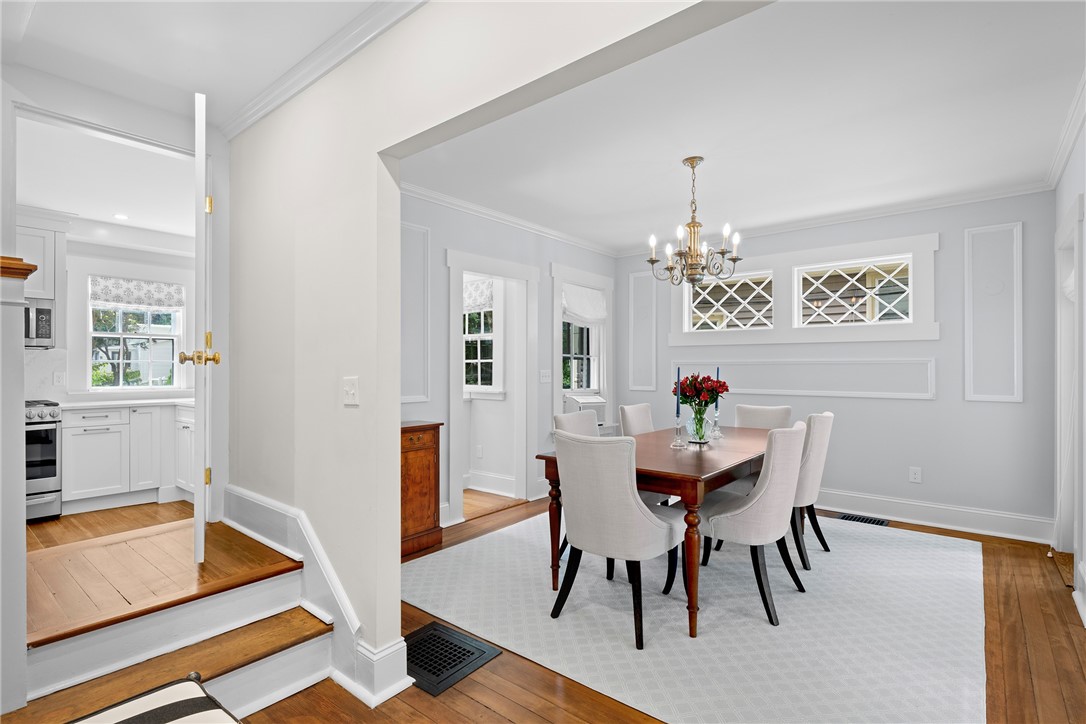5 Pell Street Newport, RI 02840 - Photo 8 of 44