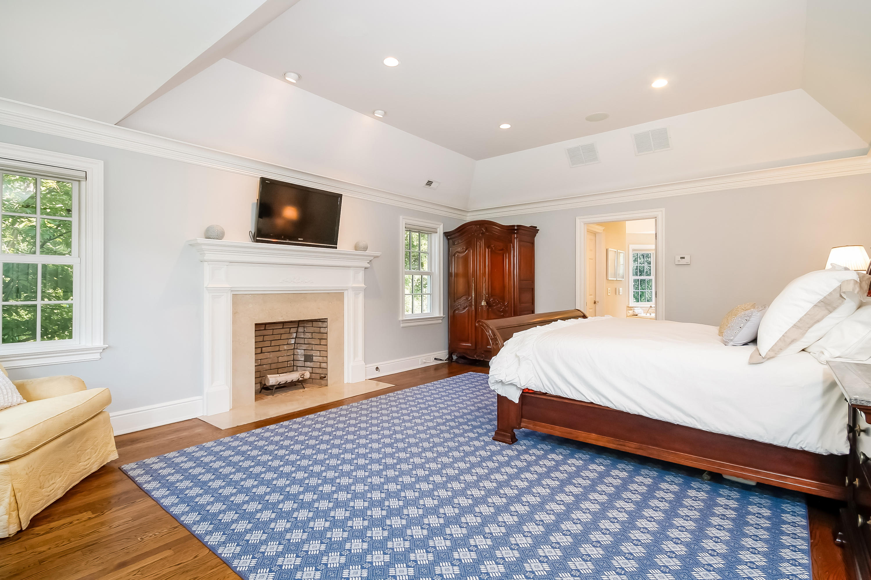 481 Silvermine Road New Canaan, CT 06840 - Photo 24 of 41 Master Bedroom