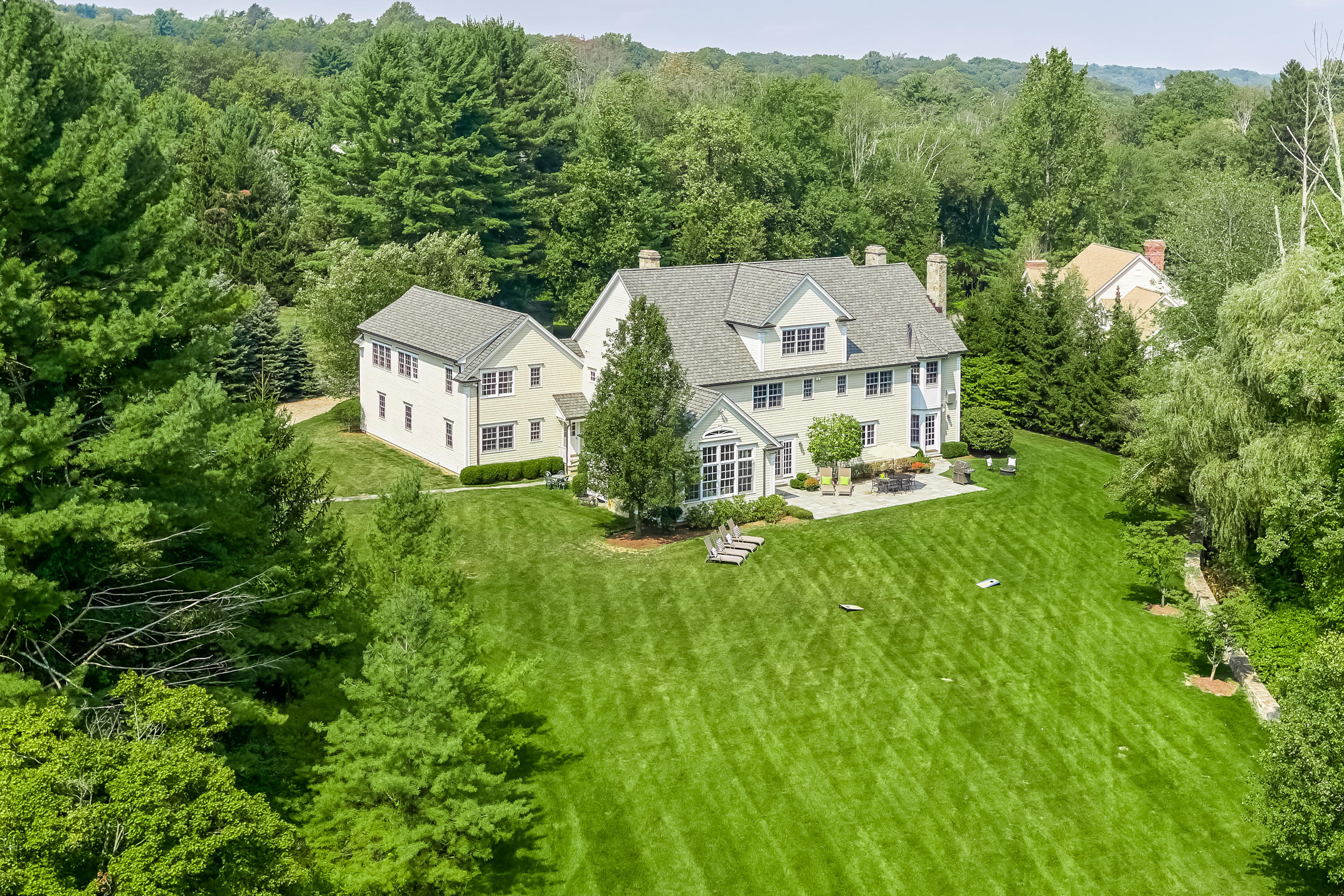 481 Silvermine Road New Canaan, CT 06840 - Photo 3 of 41 Amazing Backyard