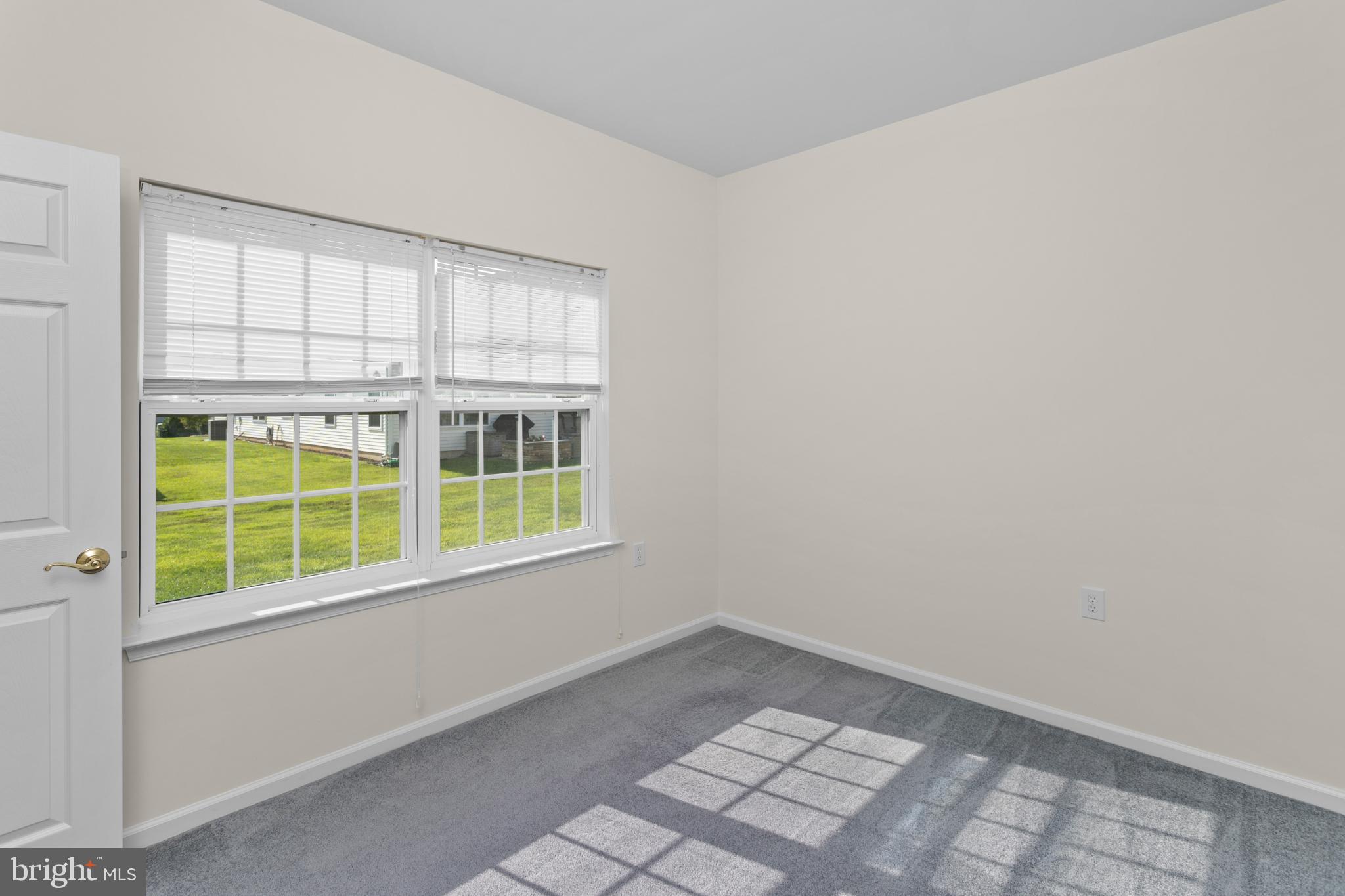 103 Avignon Road Monroe Township, NJ 08831 - Photo 23 of 38 Gallery Image 23