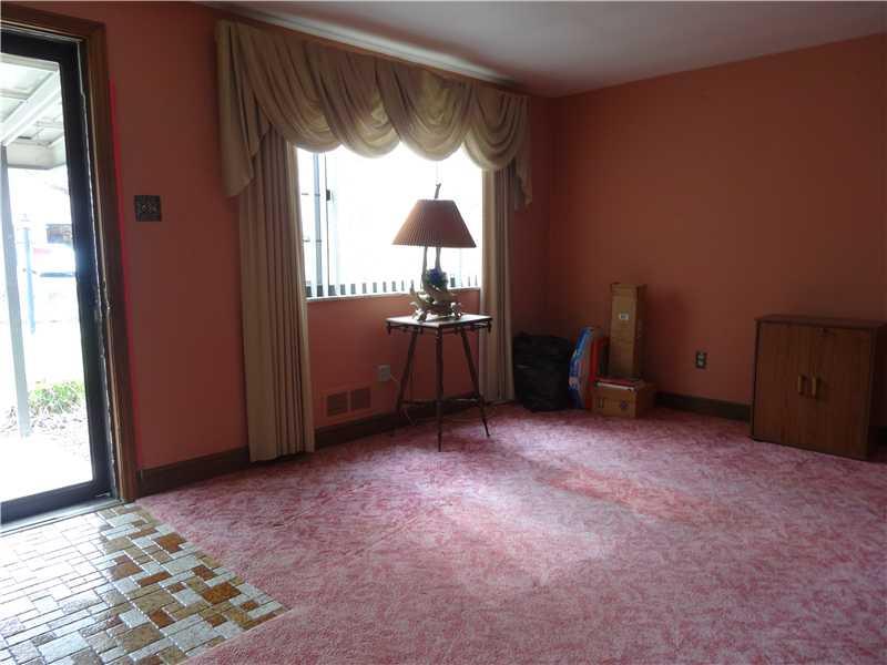 5312 McAnulty Road Baldwin, PA 15236 - Photo 3 of 13 Living Room. Large room, level entry.