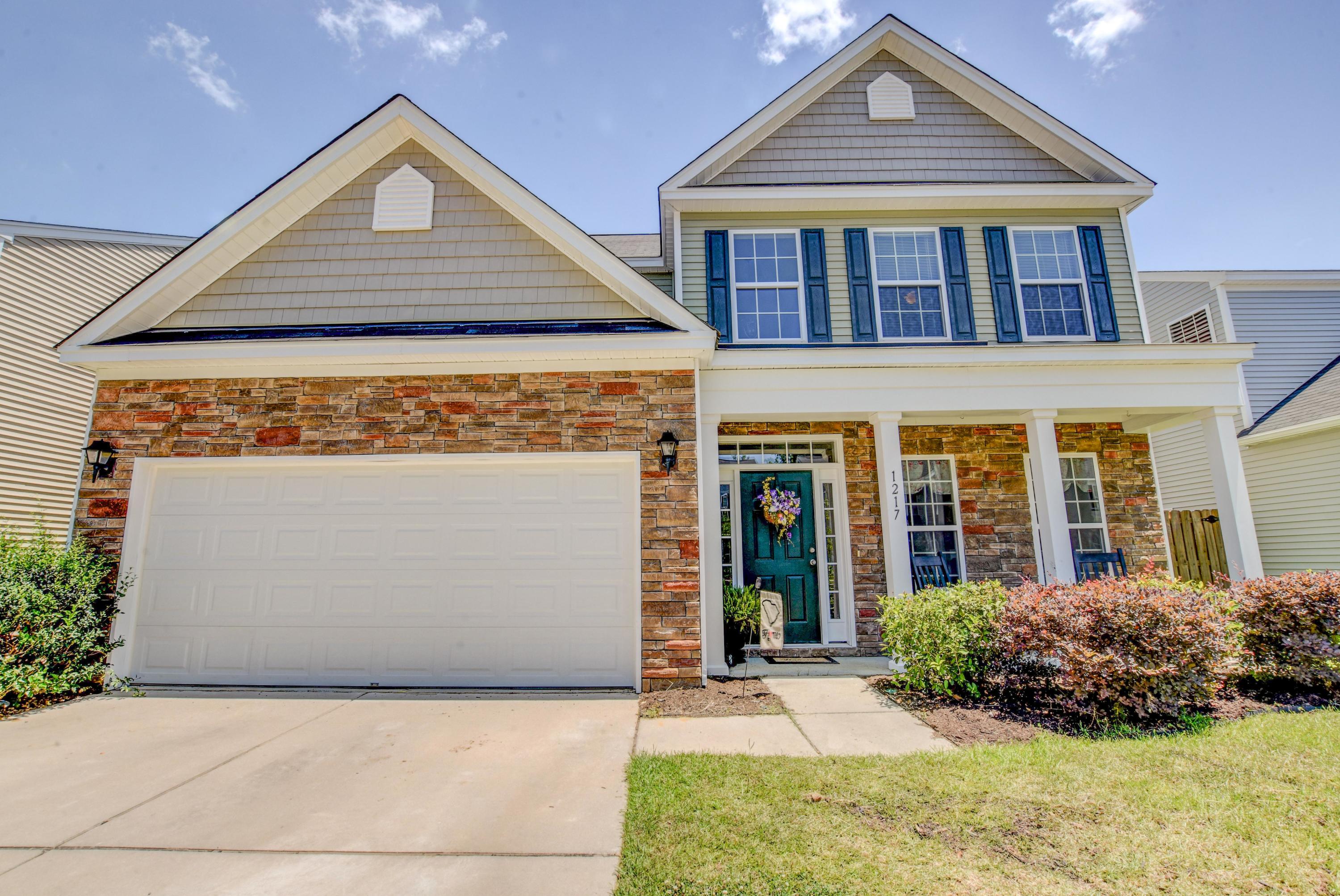 1217 Cosmos Road Summerville, SC 29483 - Photo 1 of 37 3 (10)