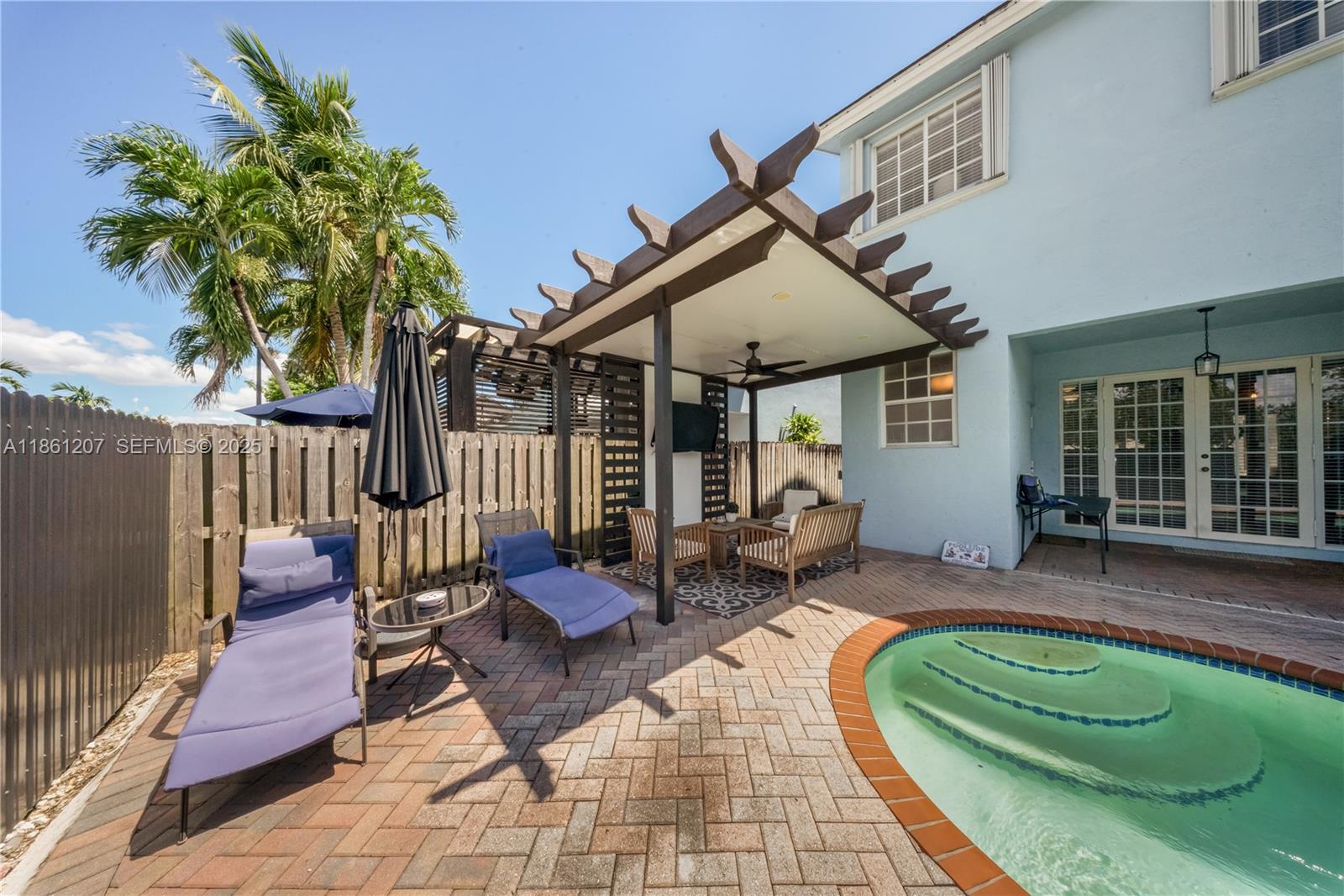 9822 Southwest 161st Place Miami, FL 33196 - Photo 38 of 47