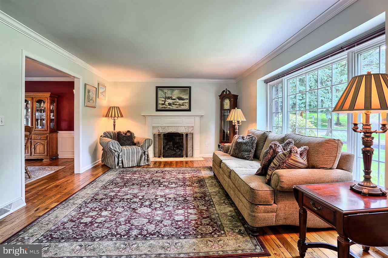 804 Riverview Road Lemoyne, PA 17043 - Photo 8 of 25 Gallery Image 8