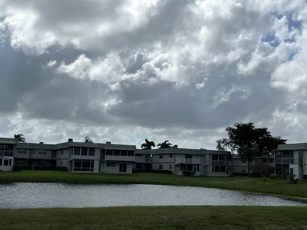 $1,500 | 23 Saxony A, Delray Beach, FL 33446
