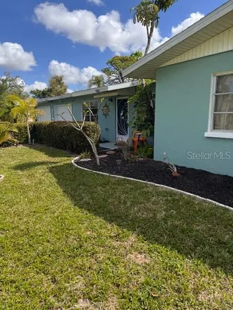 $379,500 | 4671 Lemon Bay Drive, Unit 20, Venice, FL 34293