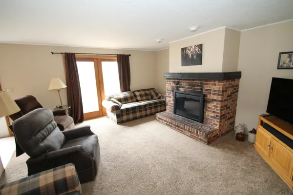 $274,800 | 2114 North 19th Street, Sheboygan, WI 53081