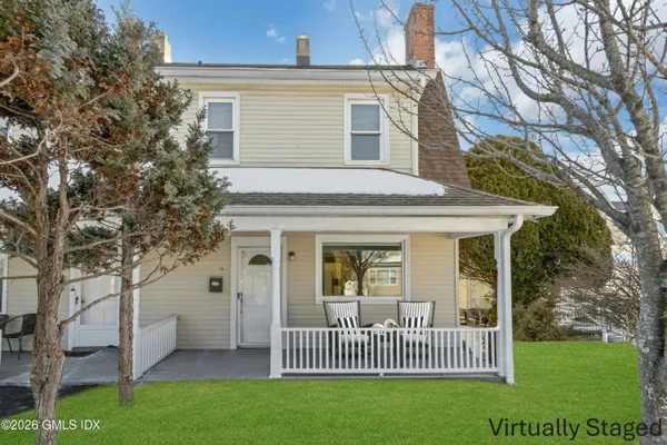 $4,250 | 19 Valley Road, Unit A, Cos Cob, CT 06807