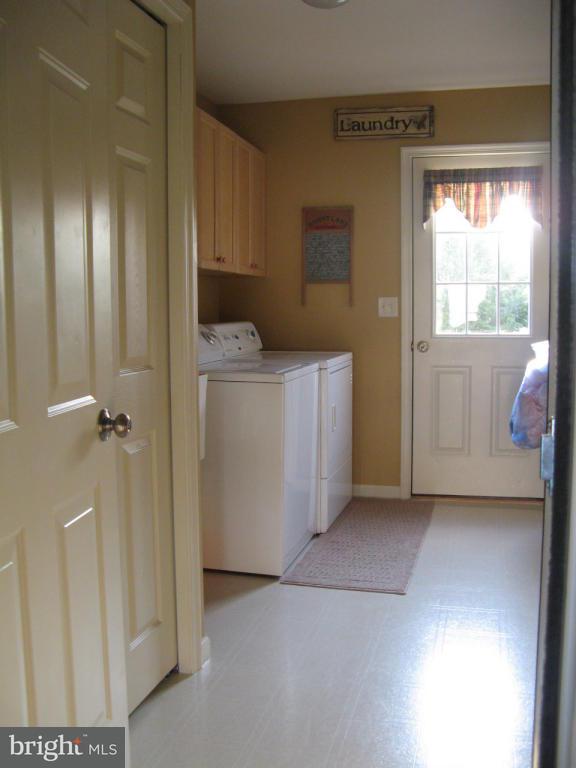 17 Silver Creek Road Lititz, PA 17543 - Photo 6 of 22