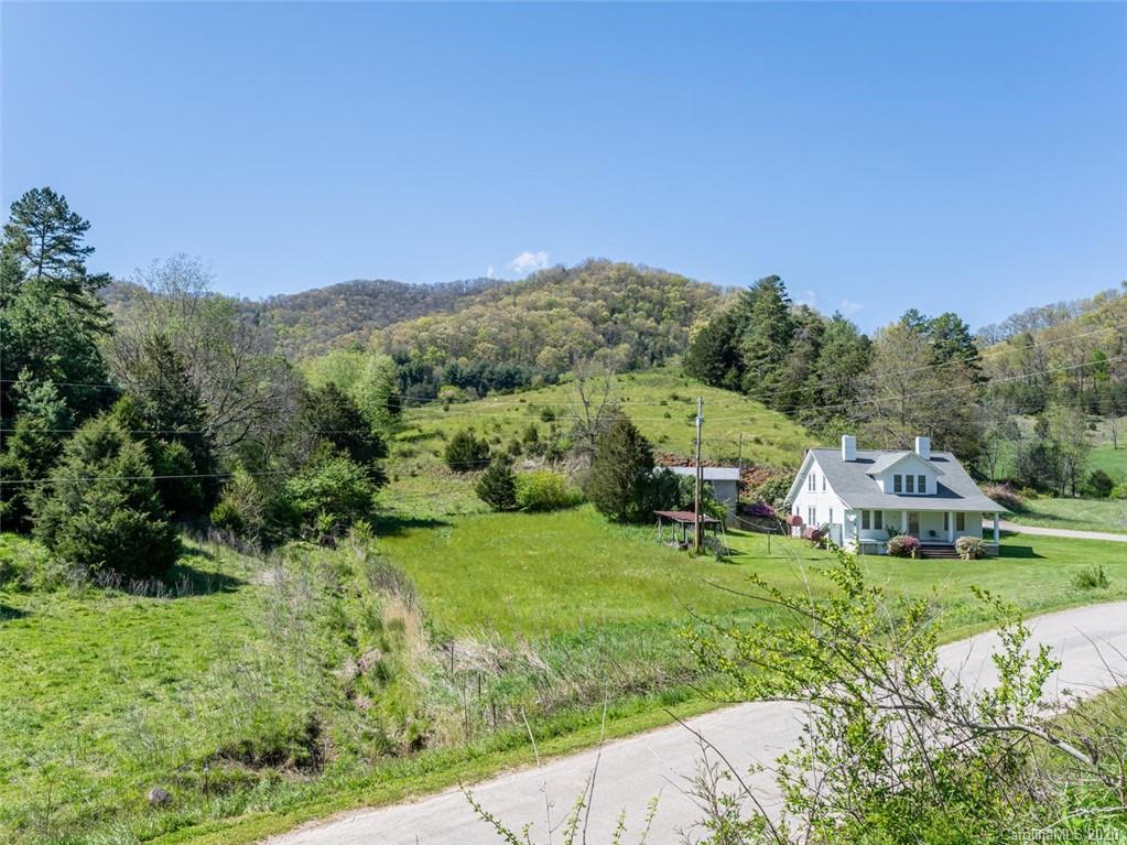 300 Lost Cove Road Clyde, NC 28721 - Photo 10 of 11