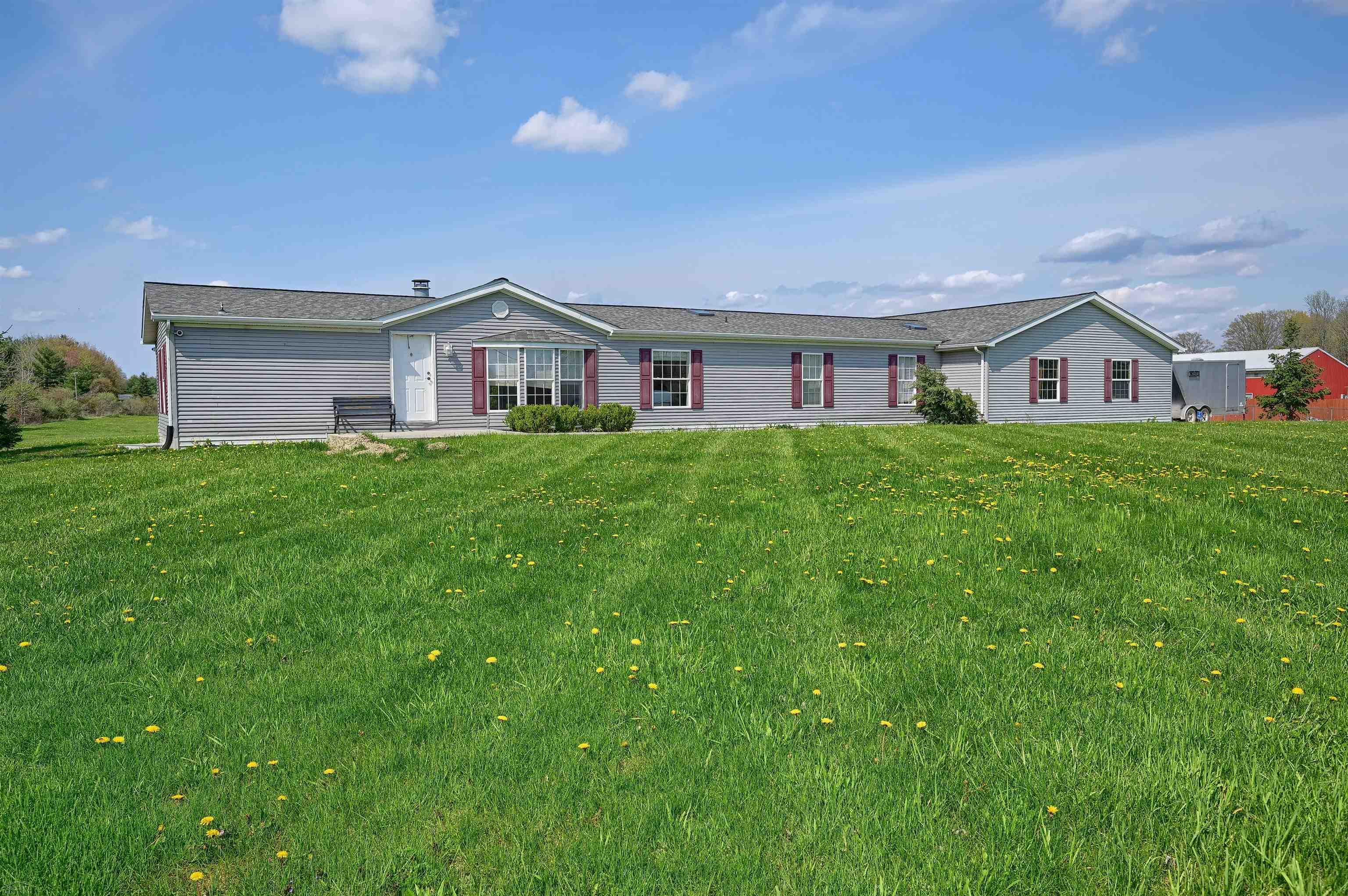 6546 Briggeman Road St. Clair, MI 48079 - Photo 2 of 26 50108506-1.JPG