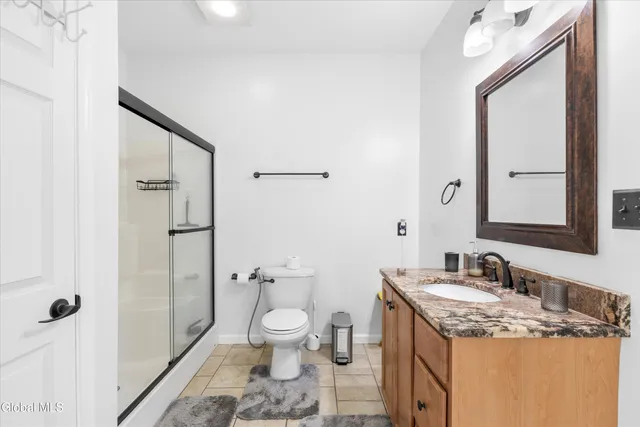 $274,900 | 401 Avalon Place, Cohoes, NY 12047