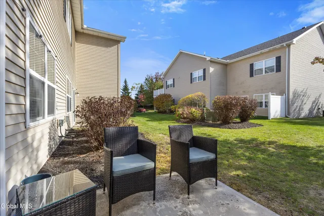 $274,900 | 401 Avalon Place, Cohoes, NY 12047