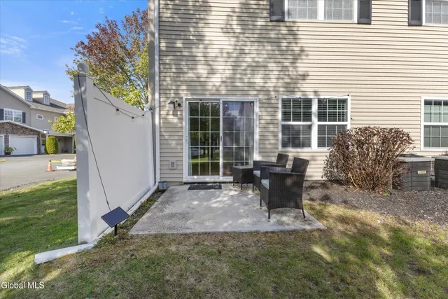 $274,900 | 401 Avalon Place, Cohoes, NY 12047